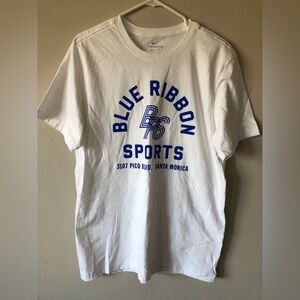 Nike white T shirt 👕! New new new no 🏷